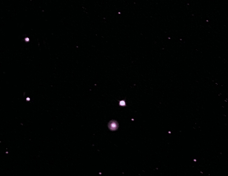 Planetární mlhovina Eskymák NGC2392,  8,3magn., v souhv.Blíženců.20.3.2014 první pokus.